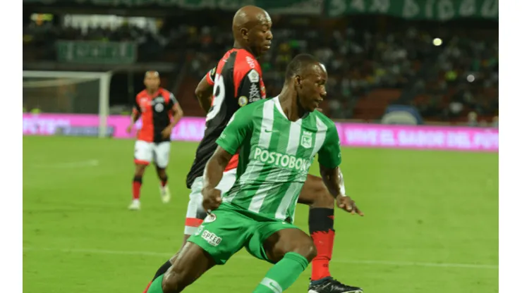 Atlético Nacional no pudo detener a Carmelo Valencia y perdió 2-3 en el Atanasio