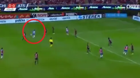 Un animal: Alexis Vega le pegó desde su casa y marcó el gol de la fecha para darle la ventaja al Atlas