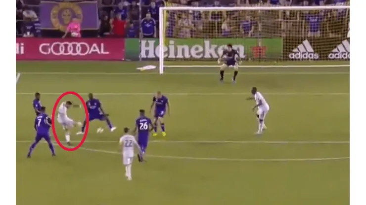 Bou no para: hizo un gol y provocó otro tras un caño