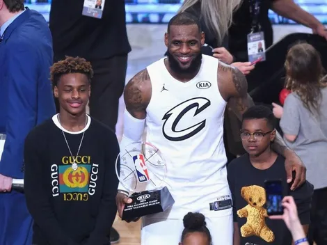 Se encendieron las alarmas en la casa de LeBron por un vídeo de su hijo fumando algo extraño