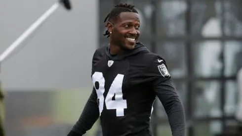 Antonio Brown posteó un vídeo y siguió provocando a la gente en las redes sociales