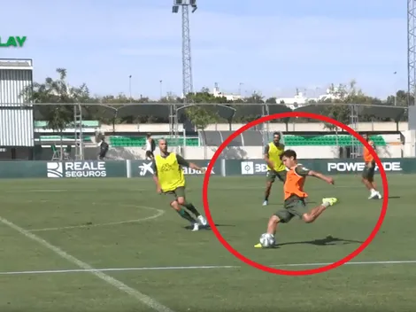 El misil de Lainez para marcar un golazo en la práctica del Betis