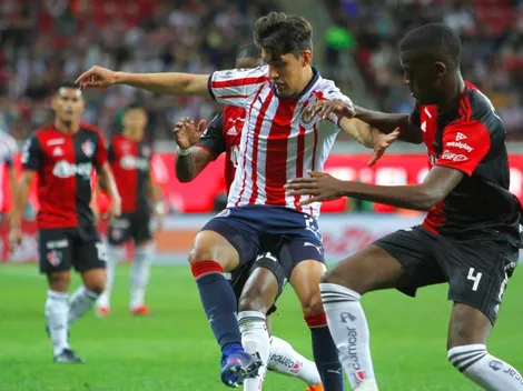 La increíble historia del zaguero Segura: de casi dejar el fútbol y ser portero a jugar un Clásico Tapatío