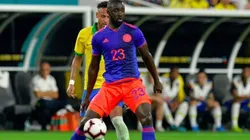 Dávinson Sánchez regresó al Tottenham con un problema en su tobillo