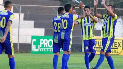 Deportivo Capiatá busca avanzar a cuartos de final