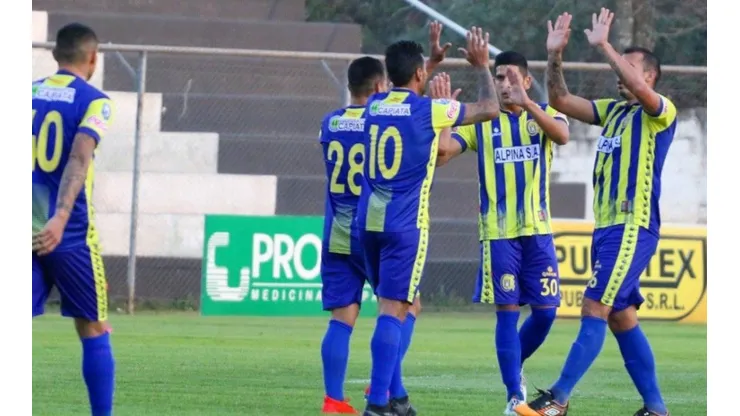 Deportivo Capiatá busca avanzar a cuartos de final