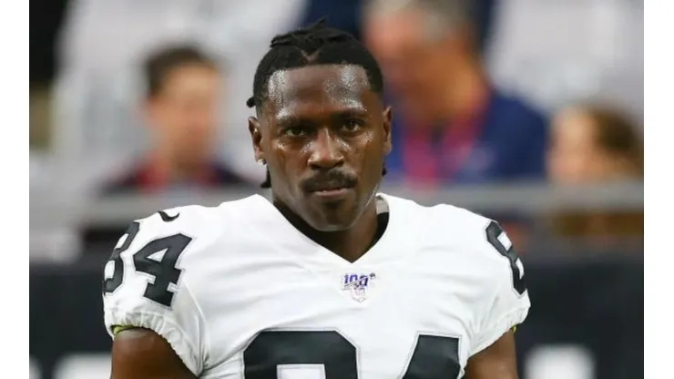 Estos son los mails perturbadores que Antonio Brown le envió a quien lo acusa de violación