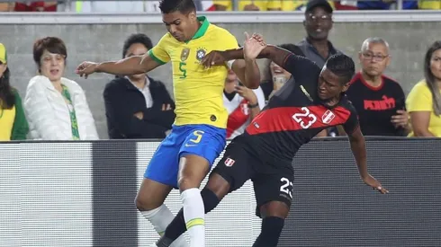 Aquino tuvo un duelo con Casemiro, jugador del Real Madrid.