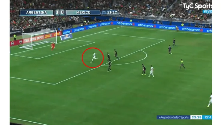 Lautaro Martínez es un animal: la luchó solo, picó para el pase y marcó el 2-0