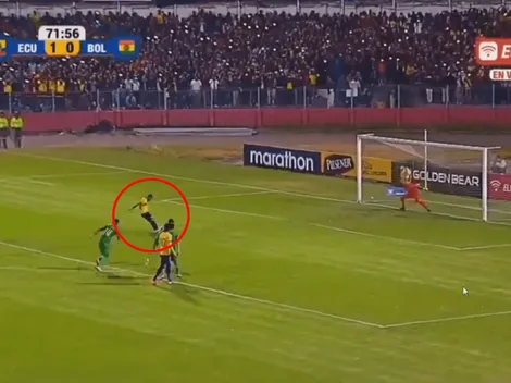 Junior Sornoza reventó un palo en el penal, pero la pelota besó la red