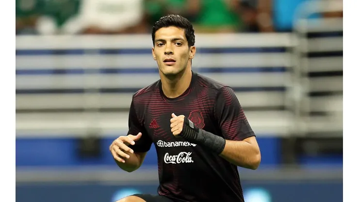 La cuenta de Twitter del Wolverhampton estuvo pendiente de México por Raúl Jiménez