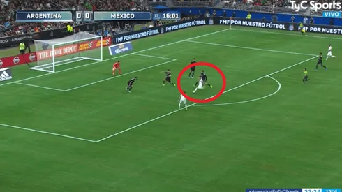 A lo Messi: Lautaro Martínez dejó a 3 en el camino y la clavó abajo