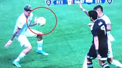 De Paul la tocó con la mano y el árbitro ignoró un penal para México