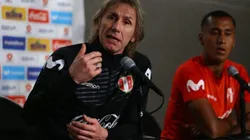 Gareca brindó la confrencia con Renato Tapia.