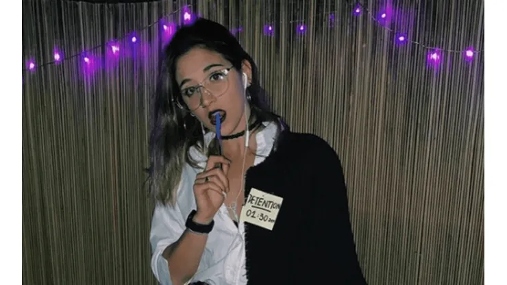 Delfina Pignatiello se disfrazó de colegiala y pidió que por favor no llamen a sus papás