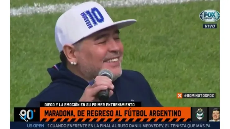 Todo el estadio de Gimnasia hizo sonreír a Maradona: "El que no salta, es un inglés"