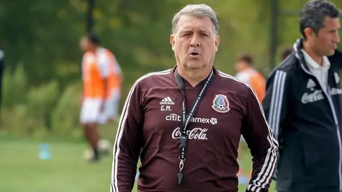 Gerardo Martino en la última práctica del equipo. (Foto: Twitter @miseleccionmx)