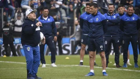La primera promesa de Maradona a los hinchas de Gimnasia de La Plata