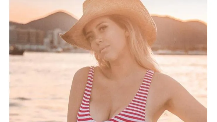 Wanda Nara subió foto en la cama sin nada arriba y le comentaron: "¿Ya se lo hiciste todo?"