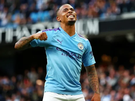 El increíble triple tatuaje de Gabriel Jesús inspirado en Chespirito