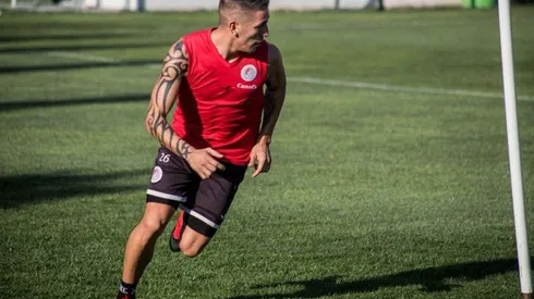 Ricardo Centurión entrenando en Atlético San Luis.