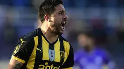 Ramón Arias con la camiseta de Peñarol.