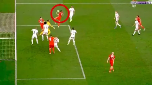 Bale voló más alto que todos y le dio la victoria a Gales en el 84'