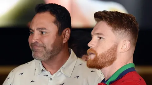 Oscar De La Hoya asegura que Canelo Álvarez peleará antes de fin de año
