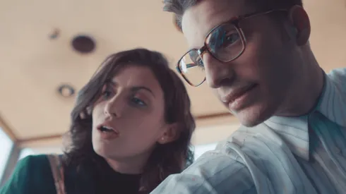 Wos vende autos y regala su corazón en Melón Vino