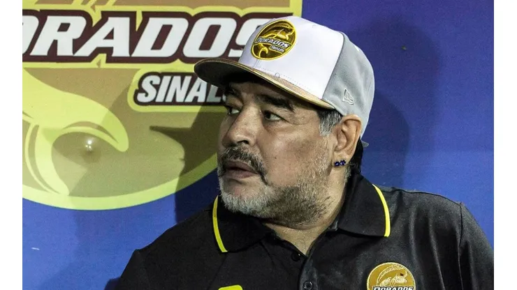 El insólito reto de Conmebol a Maradona en Twitter por su llegada a Gimnasia