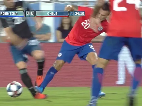 ¿Amistoso? Aránguiz casi le rompe el tobillo a Lo Celso