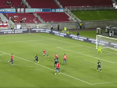 Argentina tocó rápido, era un golazo de Dybala, pero Bravo se lució en la atajada