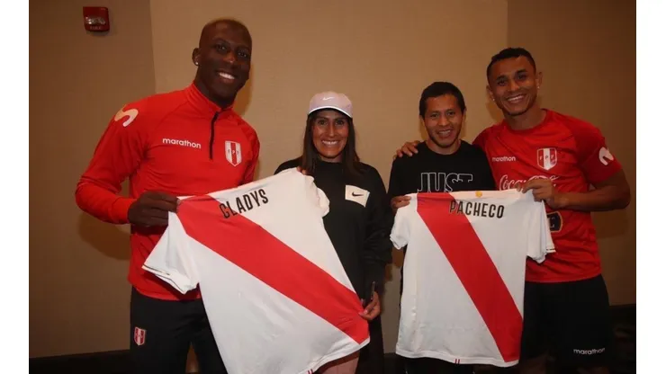 Advíncula y Yotún jugaron en el Sporting Cristal.