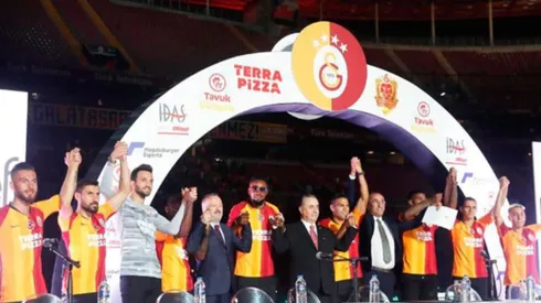 Miren y aprendan: Galatasaray se armó un equipazo con menos de 10 millones de euros