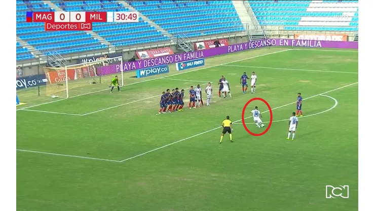 'Chicho' Arango le metió toda la rosca y anotó un golazo de tiro libre