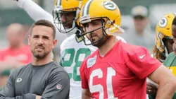 El entrenador de los Packers se hartó de las preguntas sobre Aaron Rodgers y le pegó a la prensa