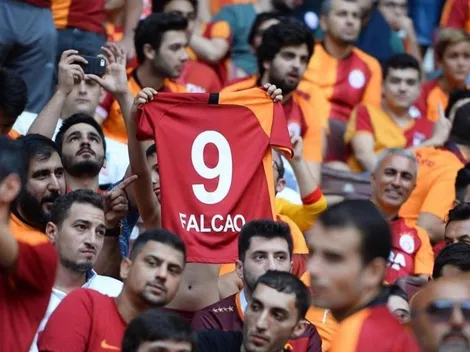 En vivo: presentación oficial de Falcao en el Türk Telekom ante 50 mil personas