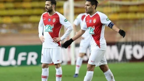 Con Falcao y las mujeres de ambos, Fabregas subió foto para dedicarle lo mejor al delantero