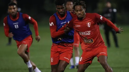 Carrillo llegó desde Arabia y Ascues desde el interior de Estados Unidos.