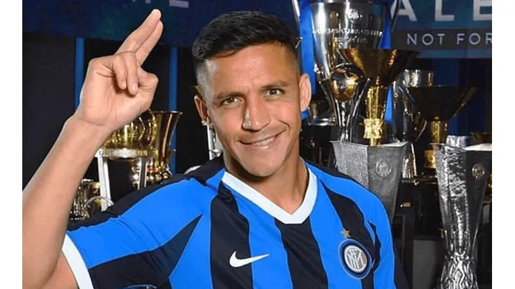Alexis Sánchez ya empezó a palpitar sus duelos contra Barcelona