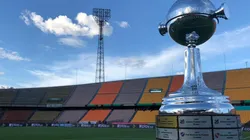 Uno de los dos trofeos que tiene Atlético Nacional de la Copa Libertadores.