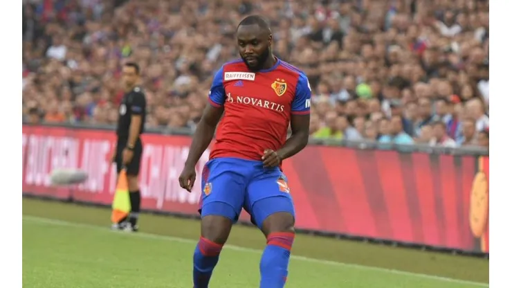 Jugará la Champions League: se hizo oficial el traspaso de Éder Álvarez Balanta
