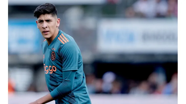 Edson Álvarez completó los 90 minutos en la goleada de Ajax al Sparta Rotterdam
