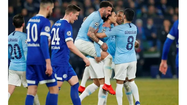Manchester City trolleó al Schalke 04 por el fichaje de un jugador y la respuesta fue genial