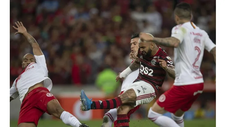Internacional vs. Flamengo por la Copa Libertadores.