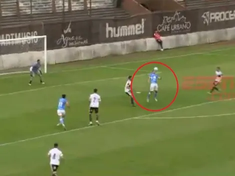 Pecho y media vuelta espectacular para que sea gol de Estudiantes de Río Cuarto