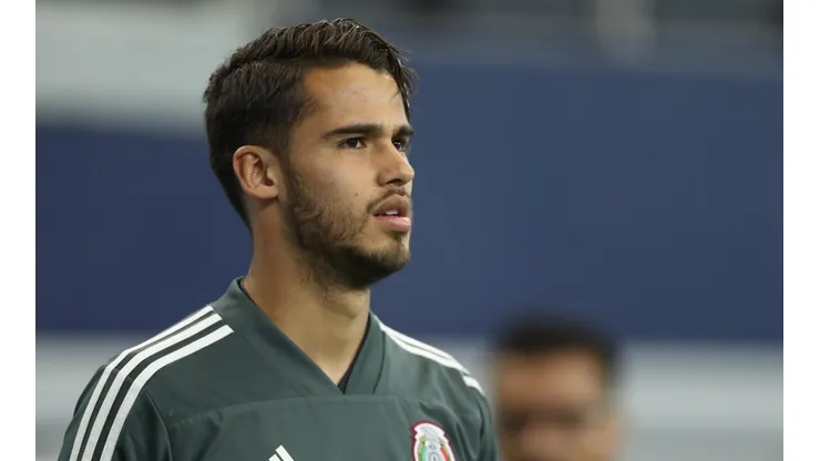Oficial: Diego Reyes deja de ser jugador de Fenerbahçe