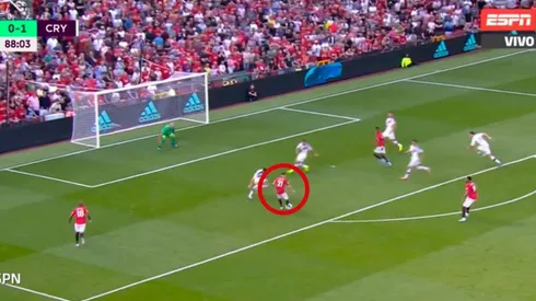 Ni el golazo de James pudo salvar otro desastroso partido del United