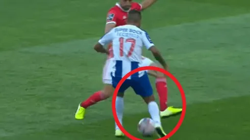 ¡Magia de Tecatito en el Clásico de Portugal!