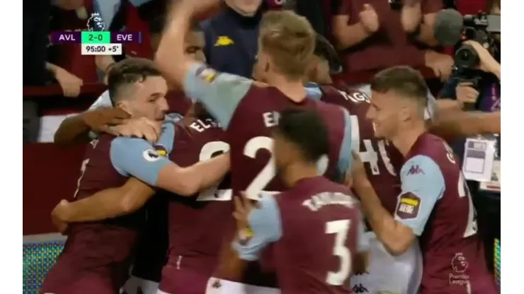 El festejo alocado de Anwar El Ghazi.
